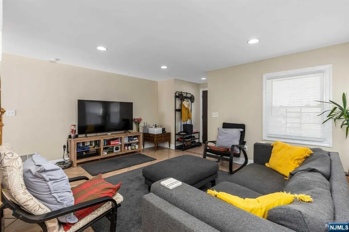 Bergen County Real Estate | View 86 Nevins | Listing