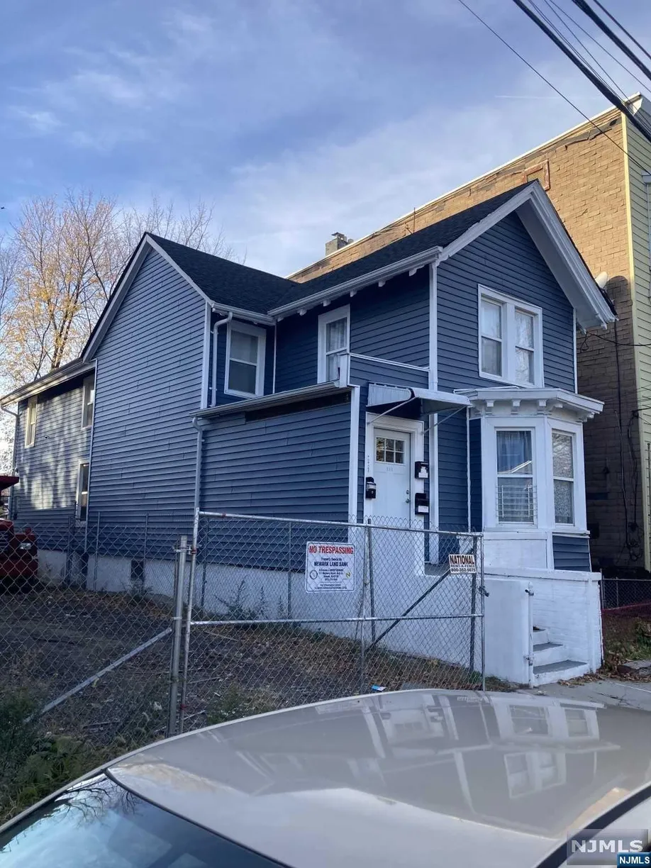 Jersey City/Hoboken Real Estate | View 111 Ridgewood | Listing