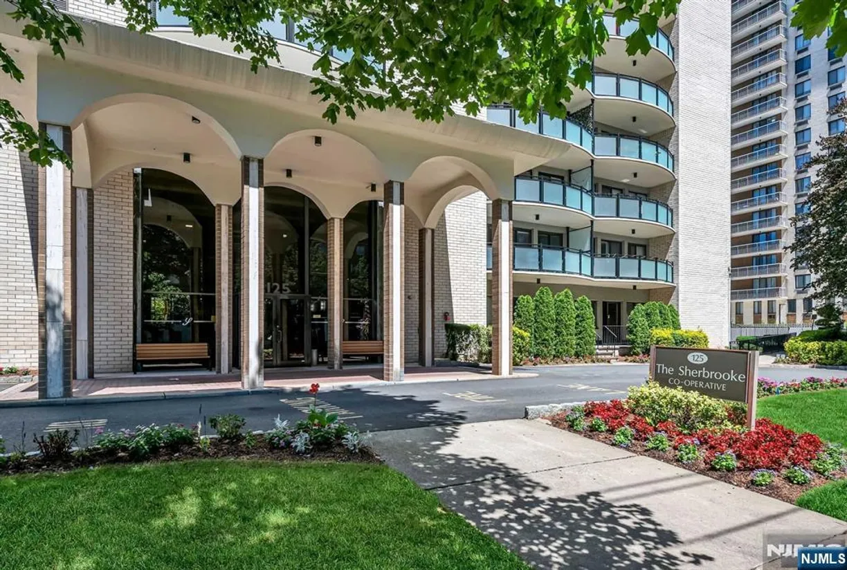 Bergen County Real Estate | View 125 Prospect, 8J | Listing