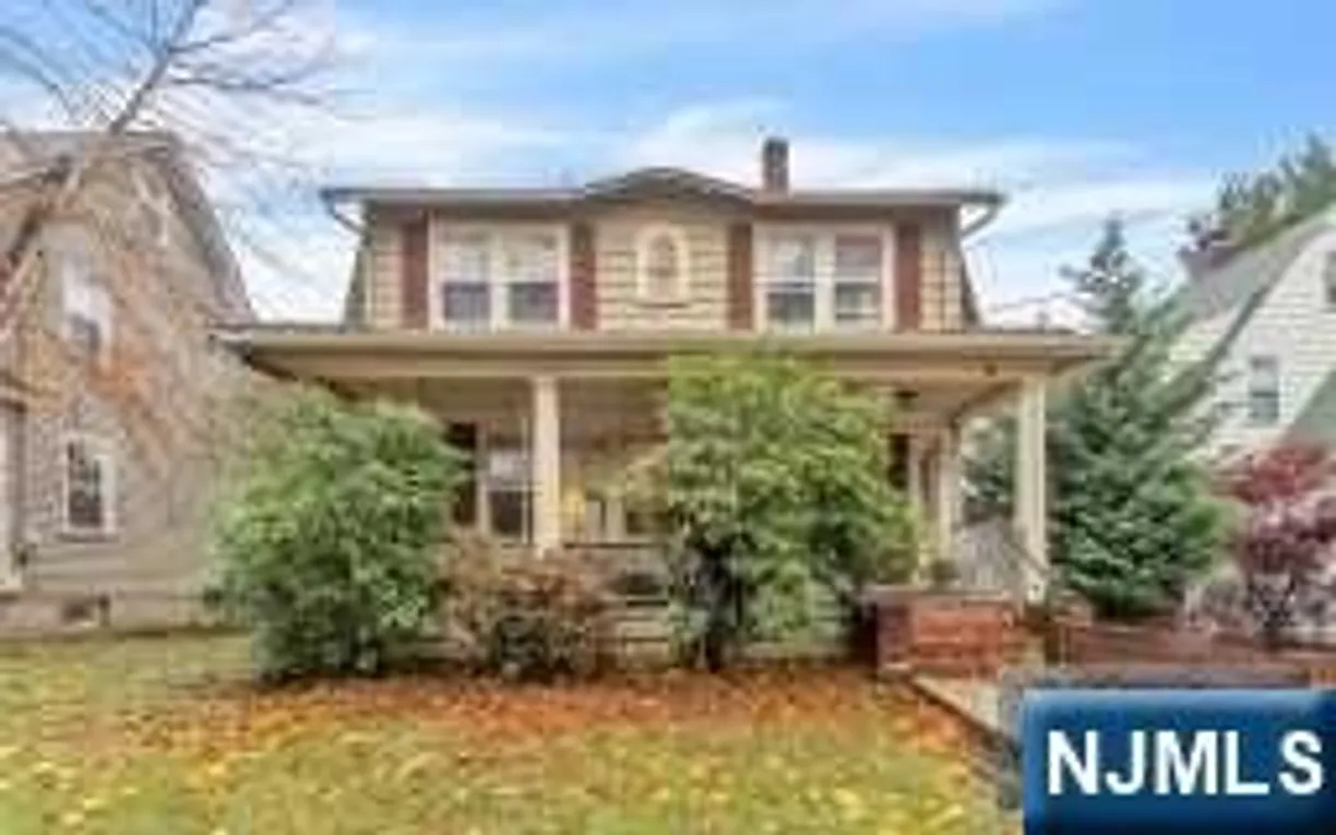 Jersey City/Hoboken Real Estate | View 115 Alexander | 3 Beds, 2 Baths