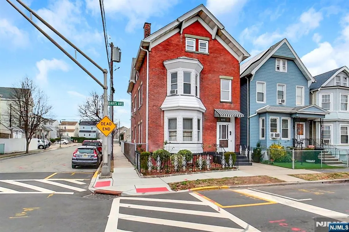 Jersey City/Hoboken Real Estate | View 400 Davis