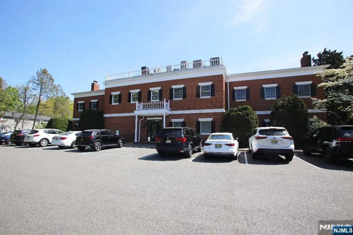 Bergen County Real Estate | View 191 Godwin, 2ND FLOOR UNIT | Listing