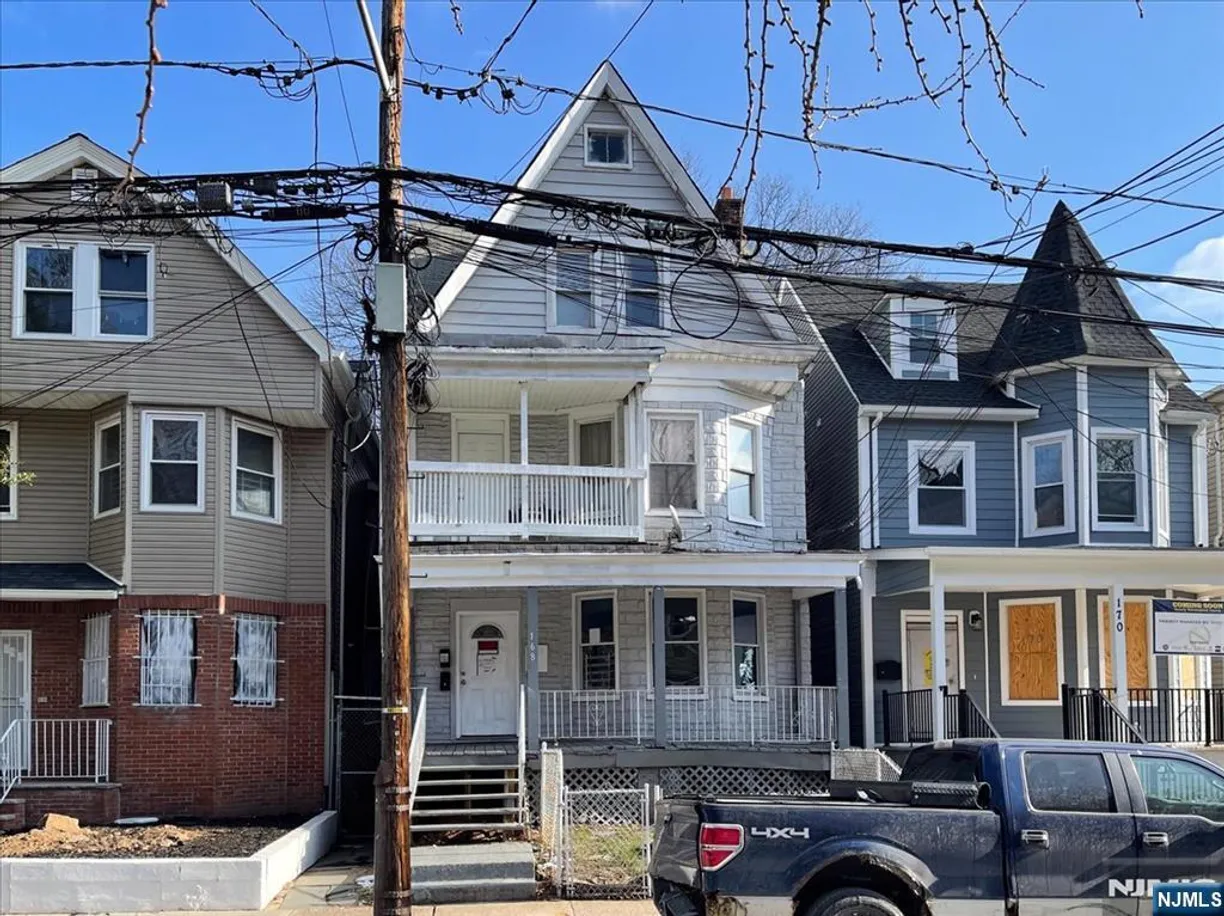 Jersey City/Hoboken Real Estate | View 168 Seymour | 4 Baths