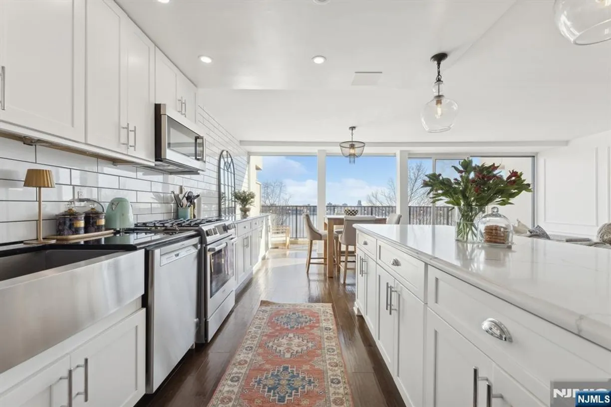 Bergen County Real Estate | View 3 Horizon, G3 | Listing