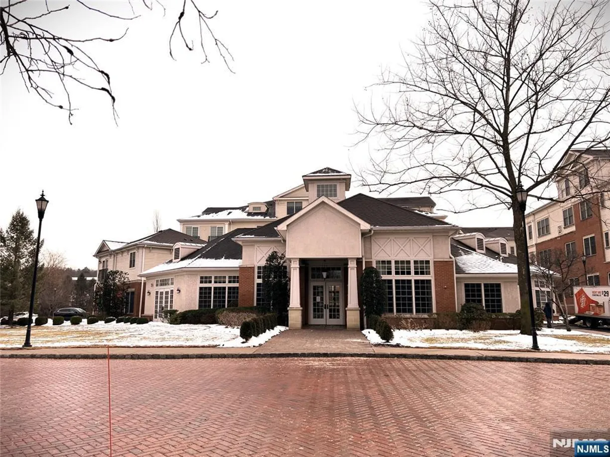 Bergen County Real Estate | View 1212 The Plaza | 2 Beds, 2 Baths