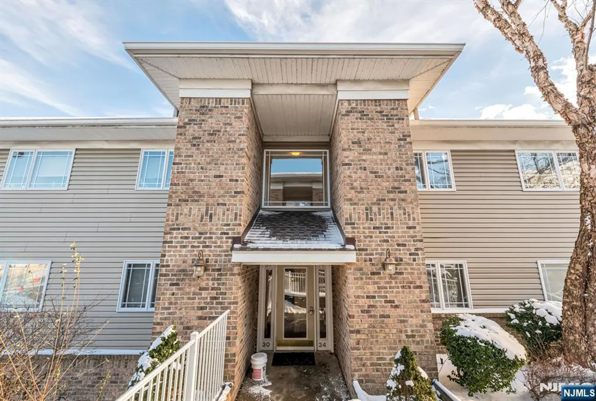 Jersey City/Hoboken Real Estate | View 32 Breckenridge | 2 Beds, 2 Baths