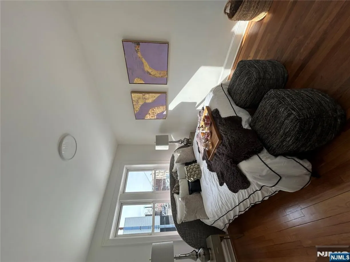 Jersey City/Hoboken Real Estate | View 1219 26th, 2 | 3 Beds, 1 Bath
