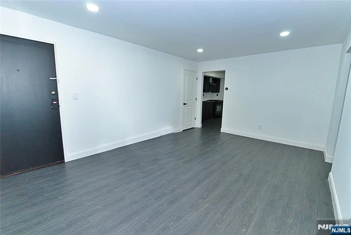 Bergen County Real Estate | View 401 Undercliff, B1 | Listing