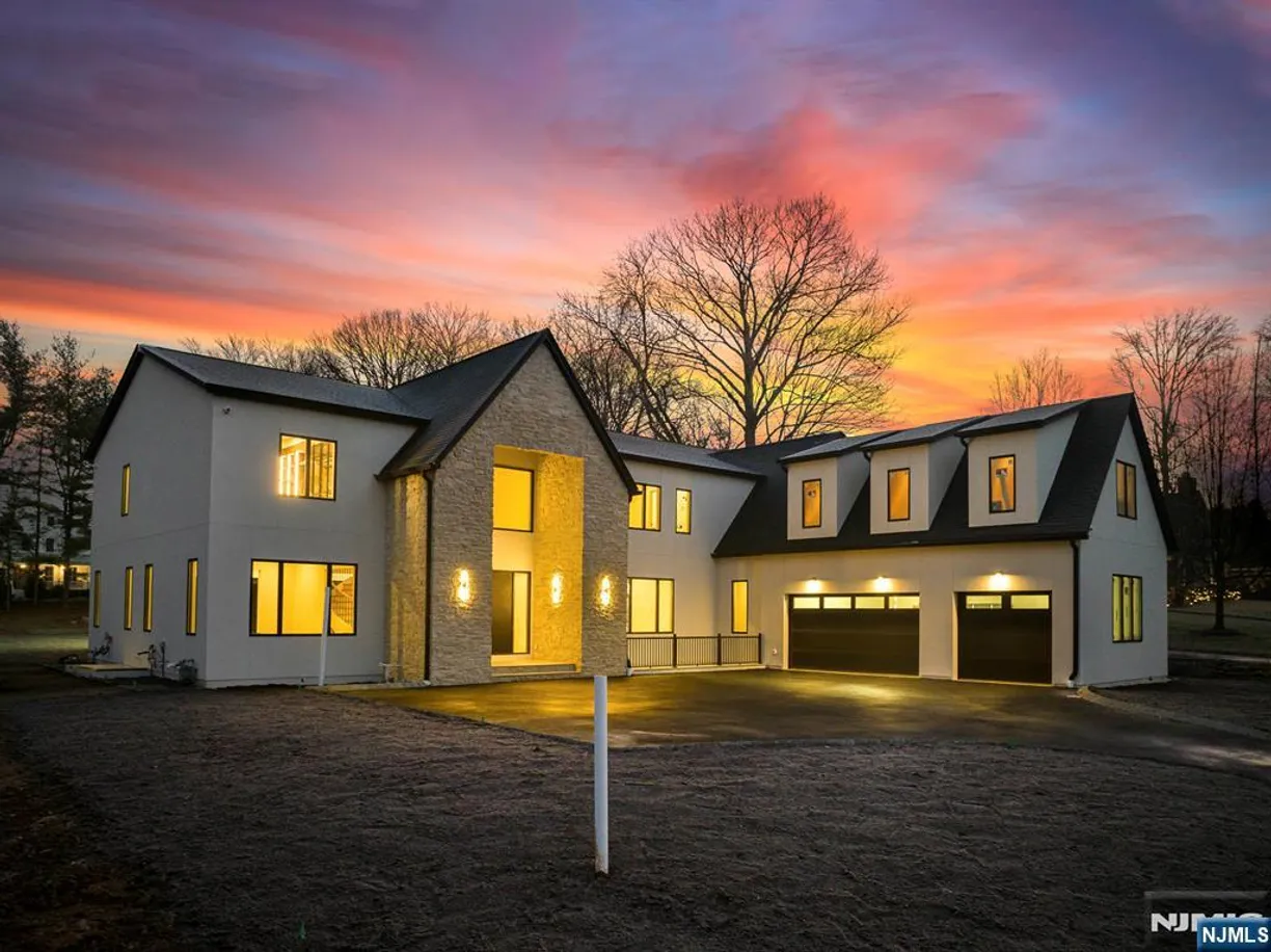 Bergen County Real Estate | View 67 Hickory | 6 Beds, 6 Baths