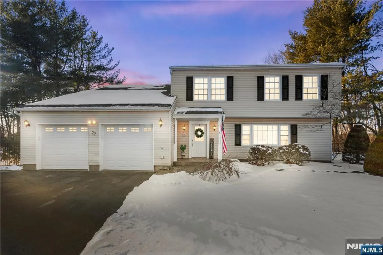 Jersey City/Hoboken Real Estate | View 77 Rolling Ridge | 4 Beds, 2 Baths