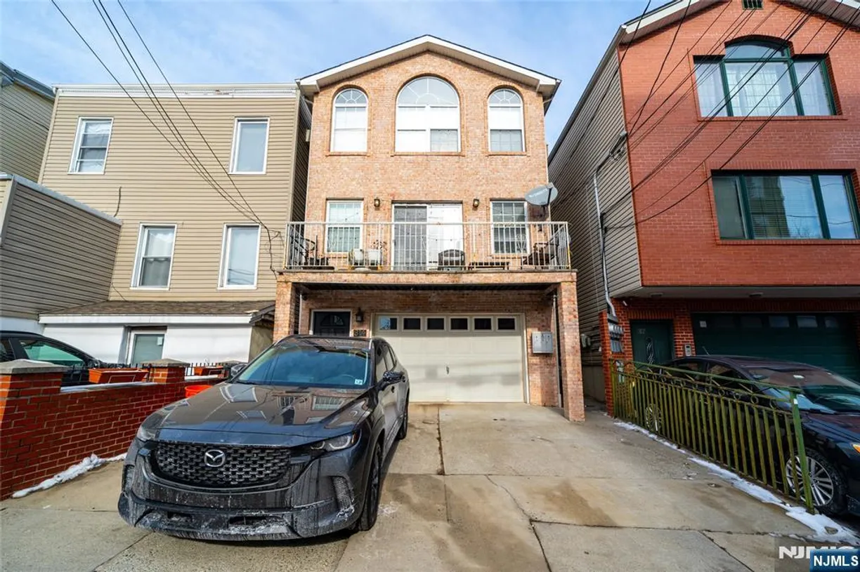 Jersey City/Hoboken Real Estate | View 314 6th | Listing