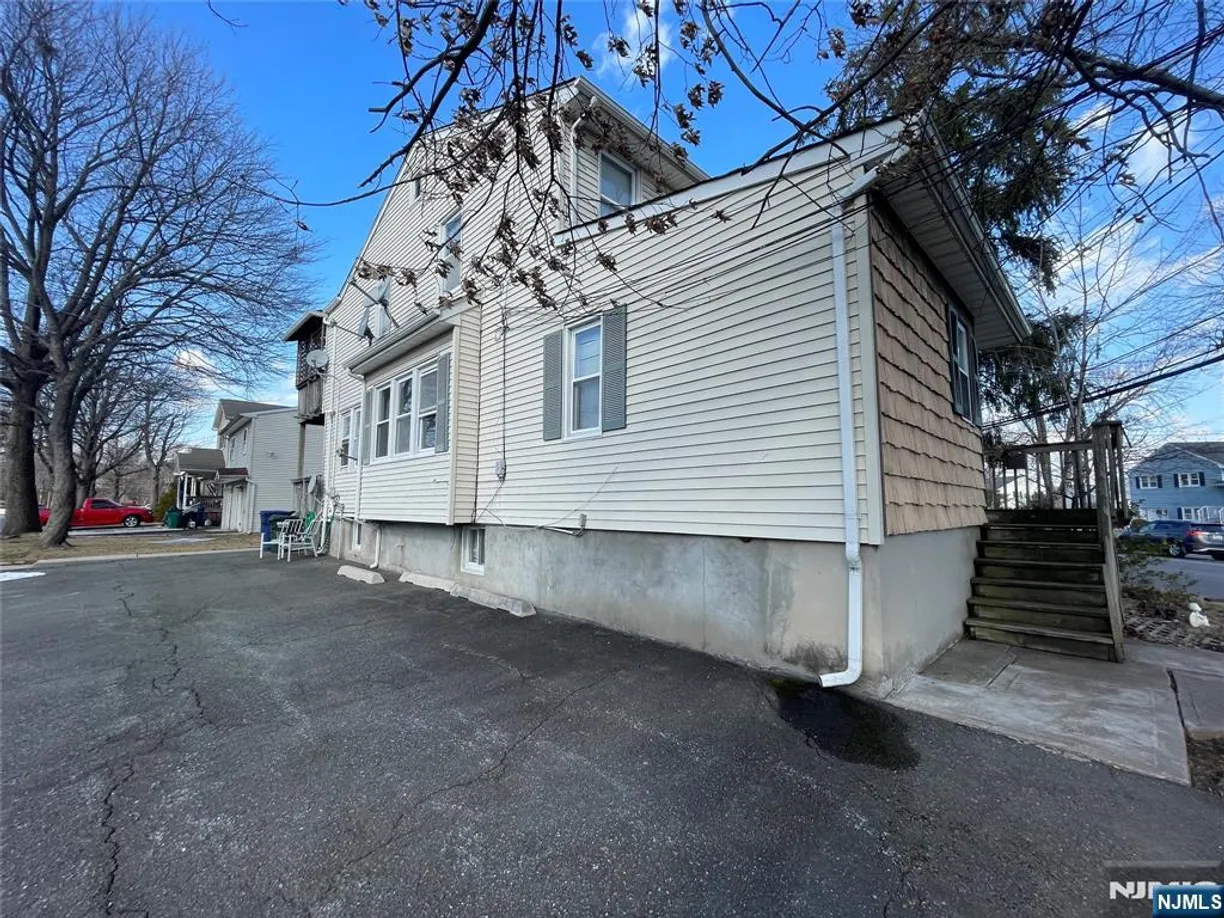 Jersey City/Hoboken Real Estate | View 29 Brant | Listing
