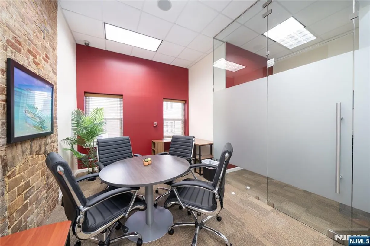 Jersey City/Hoboken Real Estate | View 715 Washington, 2nd Fl