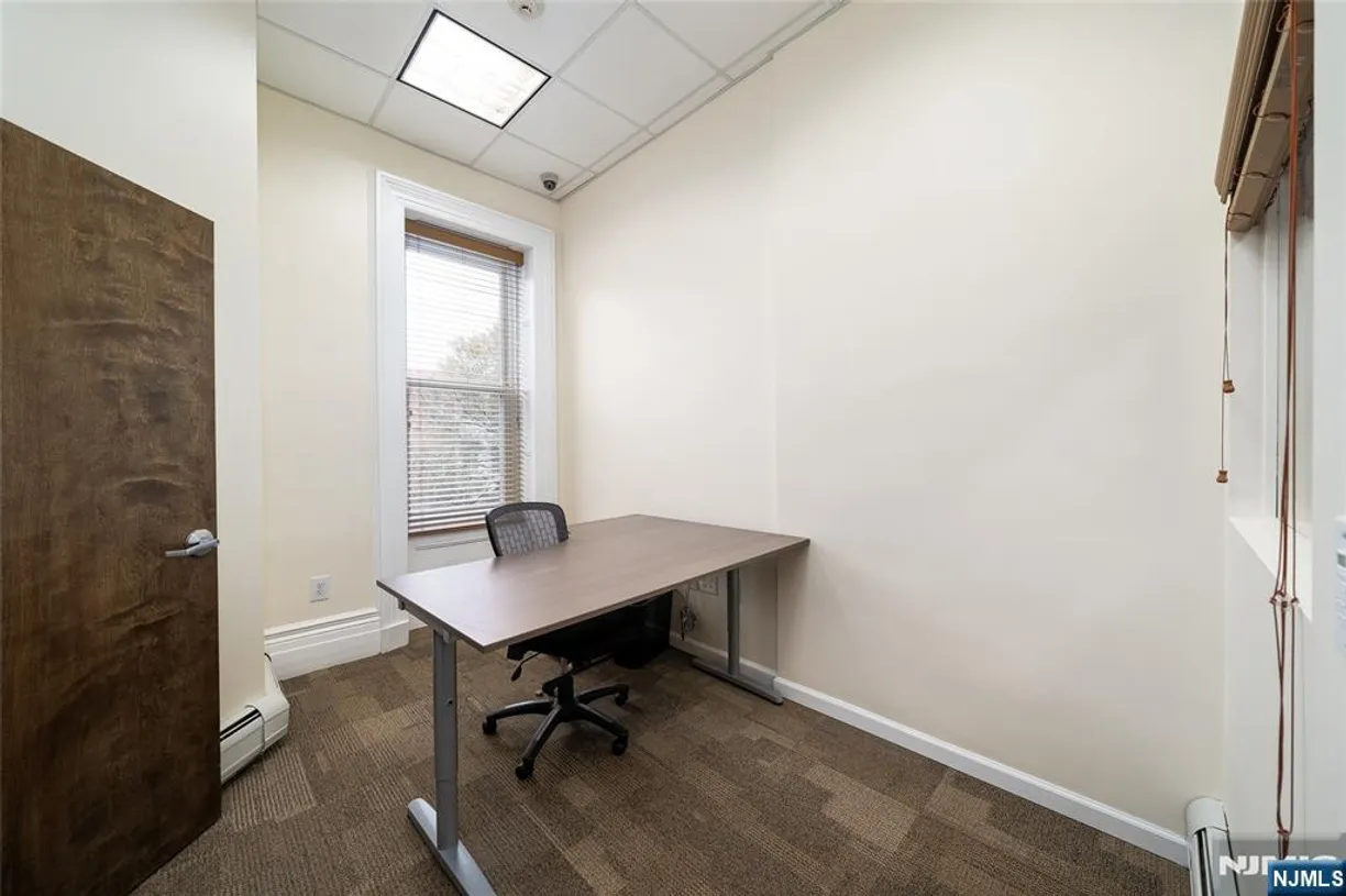 Jersey City/Hoboken Real Estate | View 715 Washington, 2nd Fl | Listing