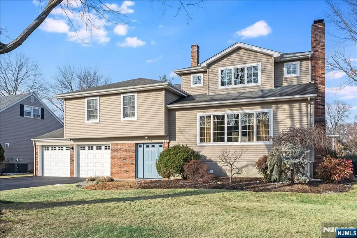 Bergen County Real Estate | View 20 Ruckner | 5 Beds, 2 Baths