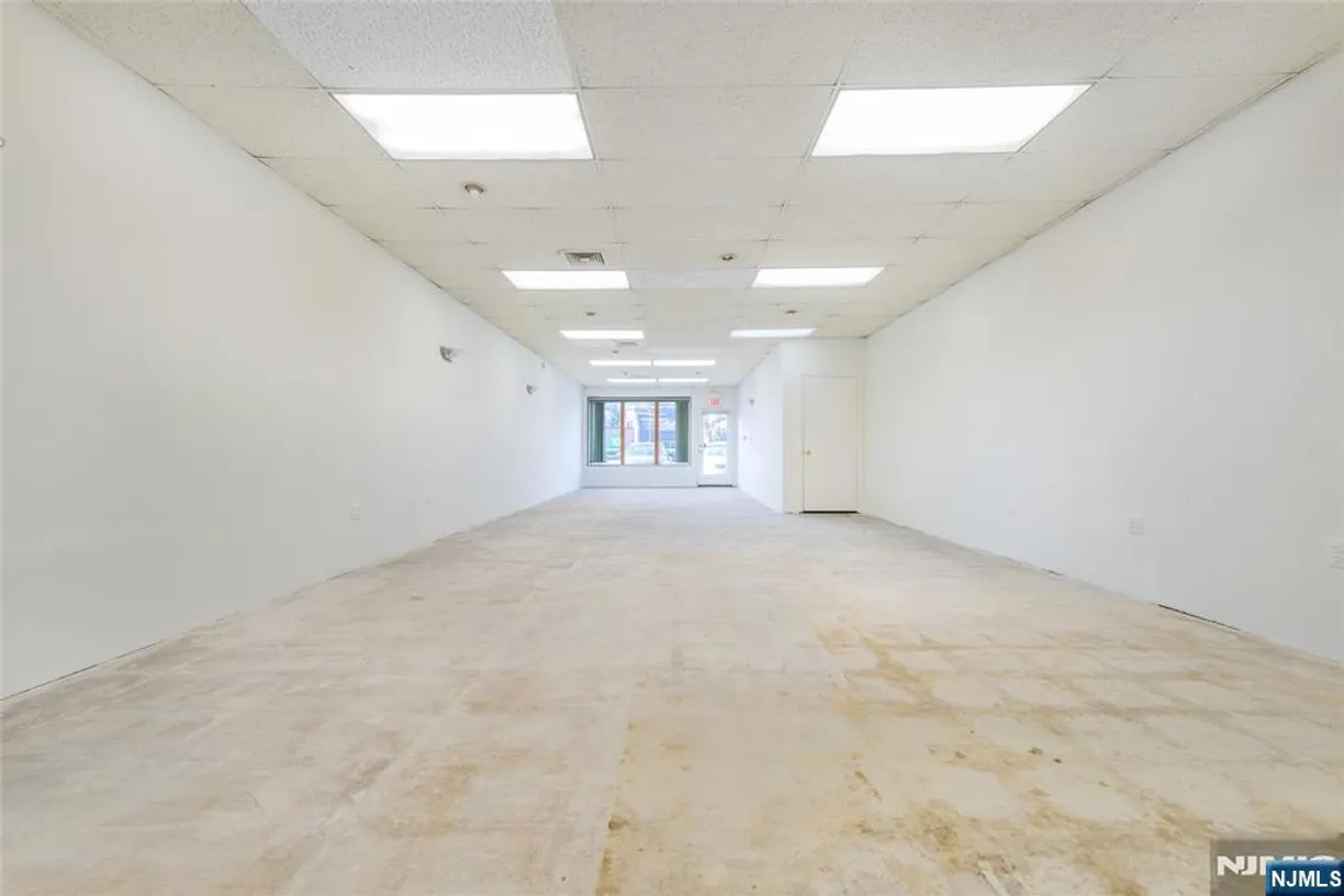 Jersey City/Hoboken Real Estate | View 435-437 Hollywood, 4 | Listing