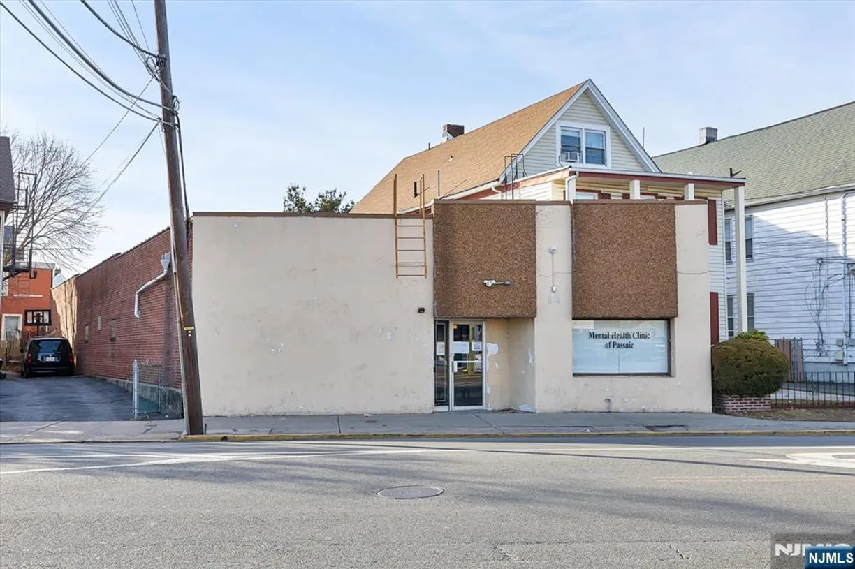 Jersey City/Hoboken Real Estate | View 109-111-111 Lexington