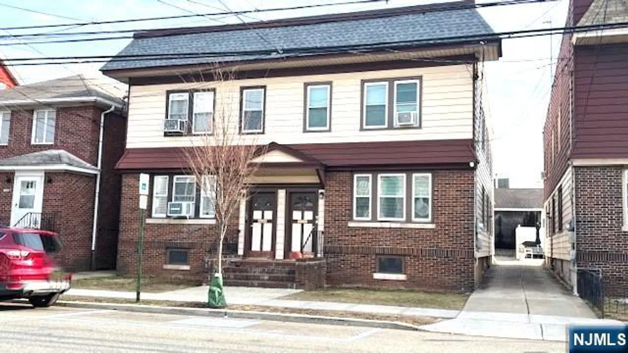 Jersey City/Hoboken Real Estate | View 741-743 Hamilton