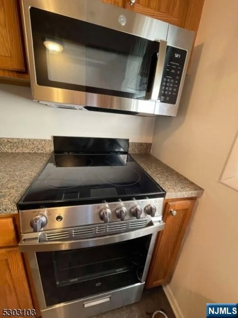 Jersey City/Hoboken Real Estate | View 4 Grant | Listing