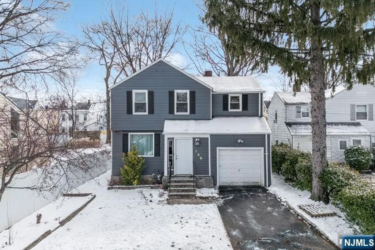 Jersey City/Hoboken Real Estate | View 368 Isabella | 3 Beds, 2 Baths