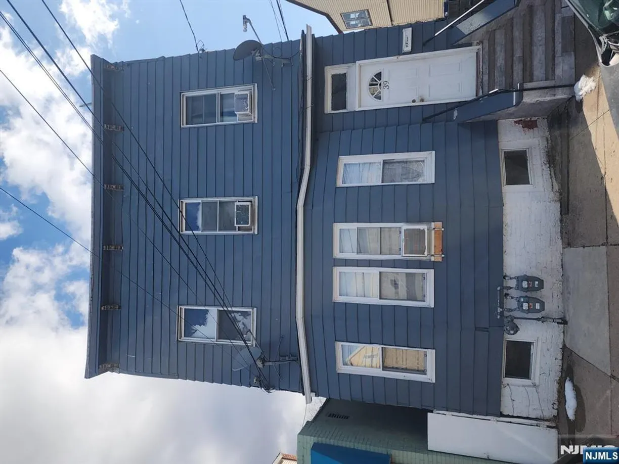 Jersey City/Hoboken Real Estate | View 39 17th | Listing