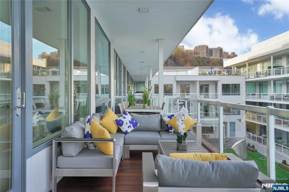 Bergen County Real Estate | View 3 Somerset, 509 | Listing