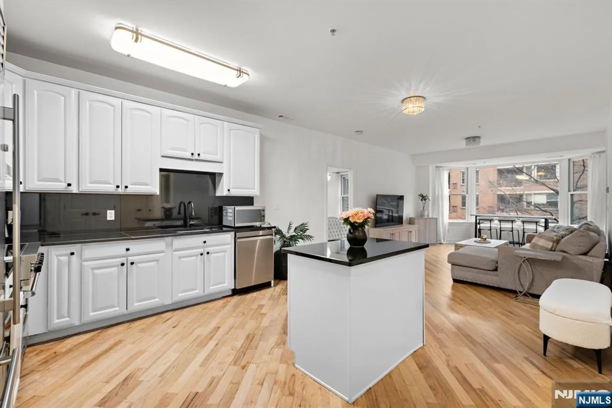 Jersey City/Hoboken Real Estate | View 20 Ave At Port Imperial, 208 | 2 Beds, 2 Baths