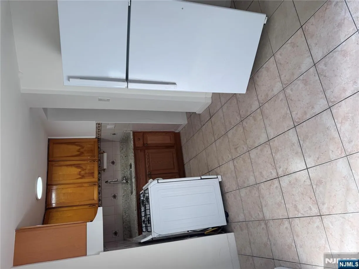 Jersey City/Hoboken Real Estate | View 326 49th, 1 | Listing