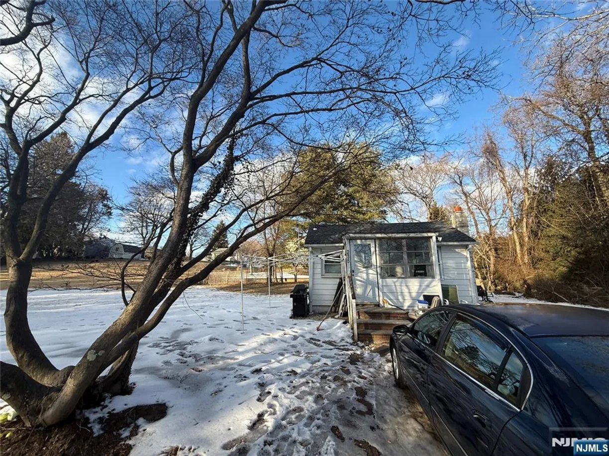 Jersey City/Hoboken Real Estate | View 235 Garside | 2 Beds, 1 Bath