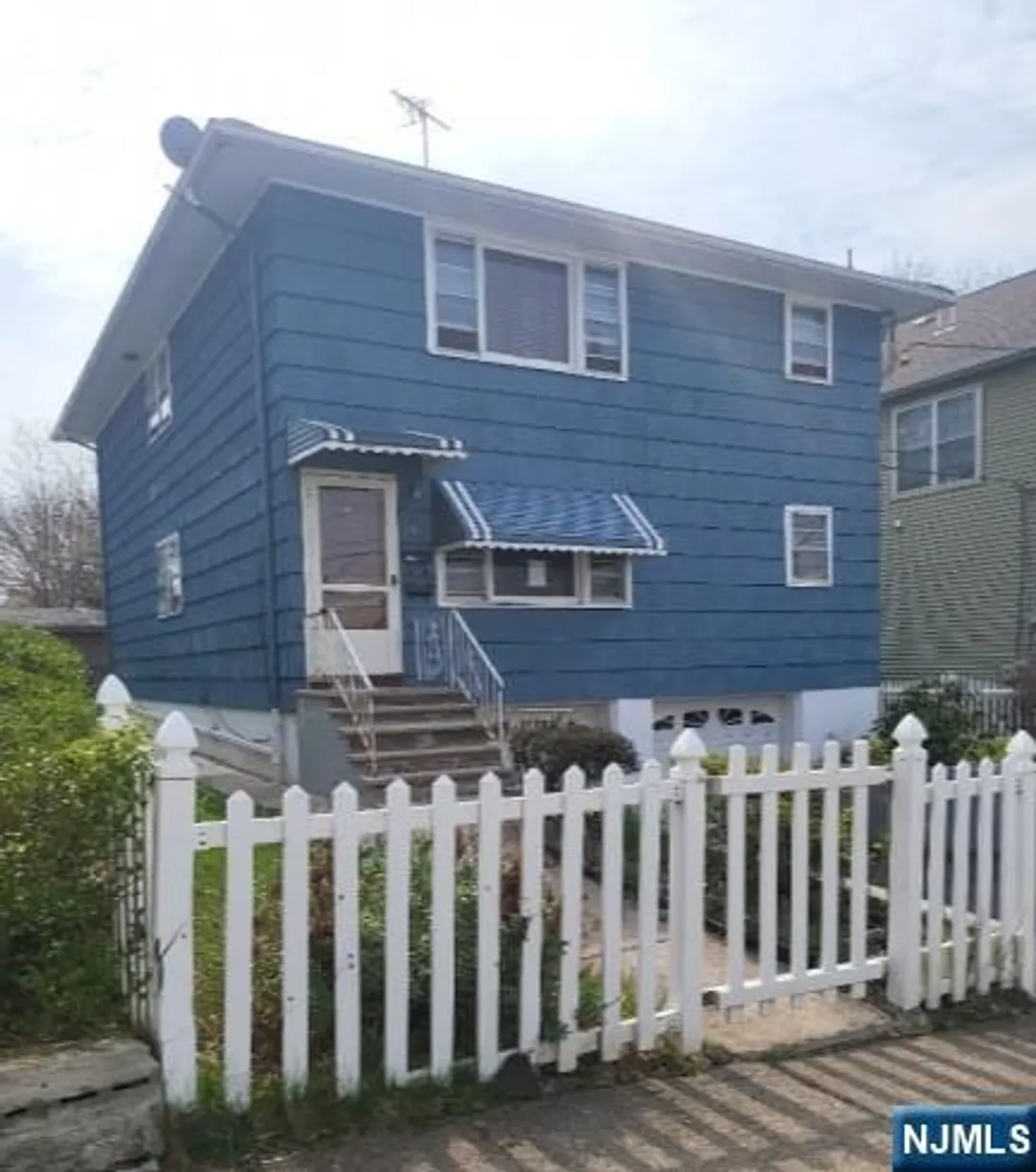 Jersey City/Hoboken Real Estate | View 16 Willard | 3 Beds, 1 Bath