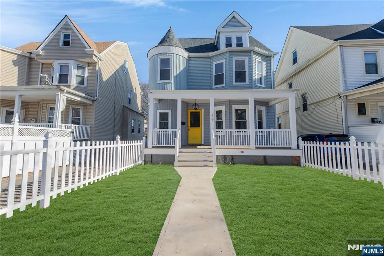 Jersey City/Hoboken Real Estate | View 38 Sanford | 6 Beds, 3 Baths
