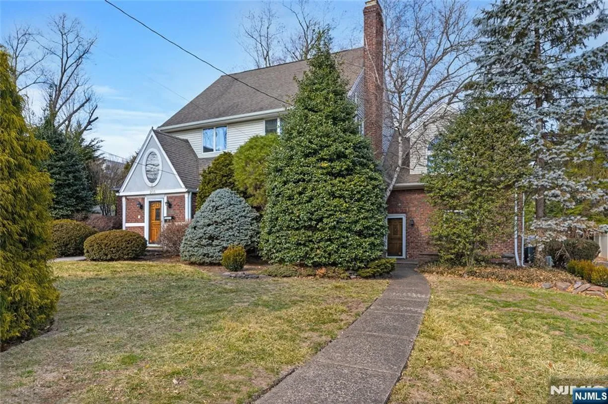 Bergen County Real Estate | View 205 Vandelinda | Listing