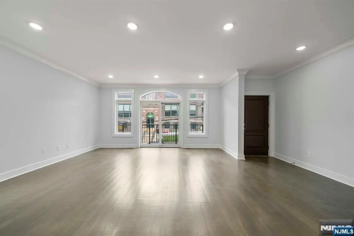 Bergen County Real Estate | View 37 Winterburn | Listing