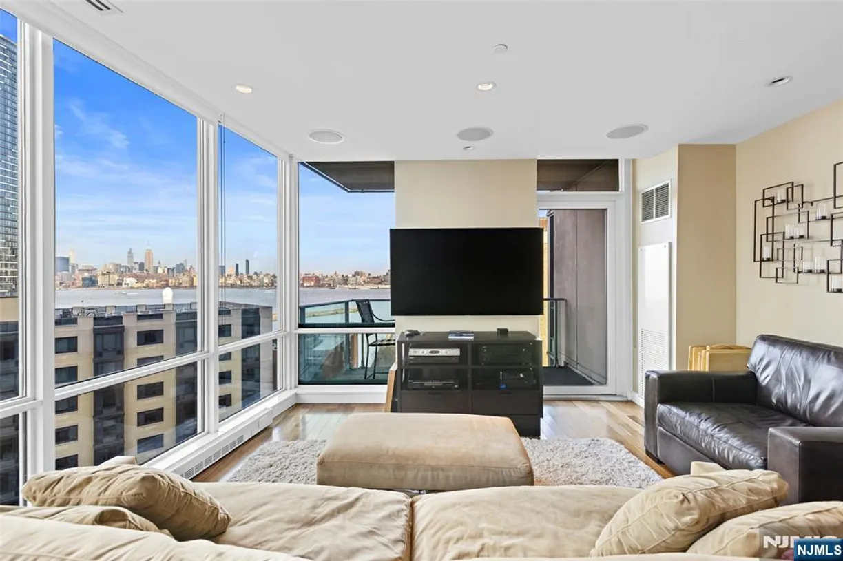 Jersey City/Hoboken Real Estate | View 20 Newport, 1108 | Listing