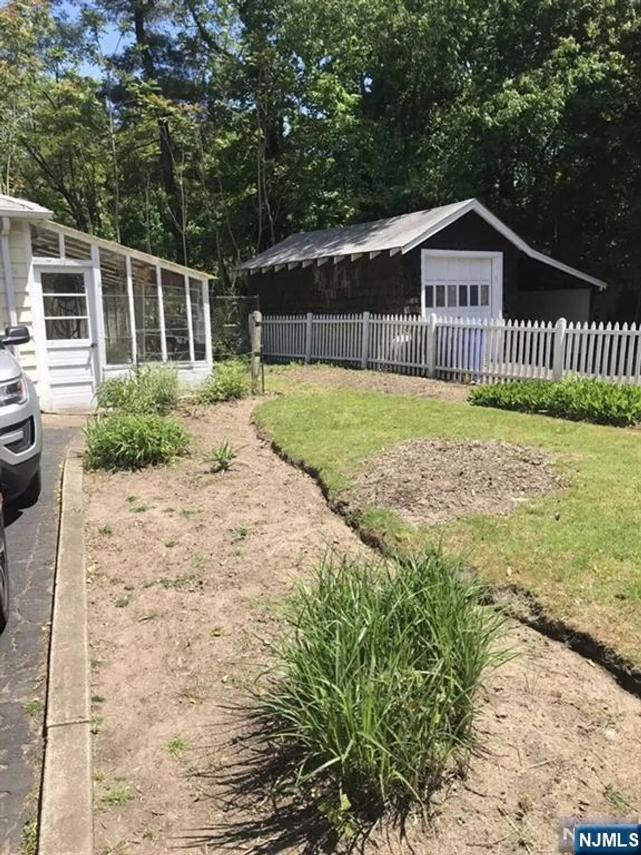 Bergen County Real Estate | View 147 Rockwood | Listing