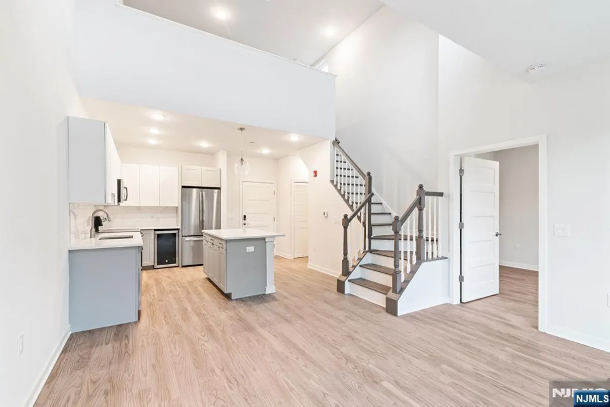 Bergen County Real Estate | View 15 Johnson, 405 | 1 Bed, 1 Bath