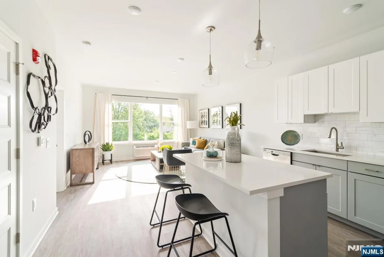 Bergen County Real Estate | View 15 Johnson, 302 | 1 Bed, 1 Bath