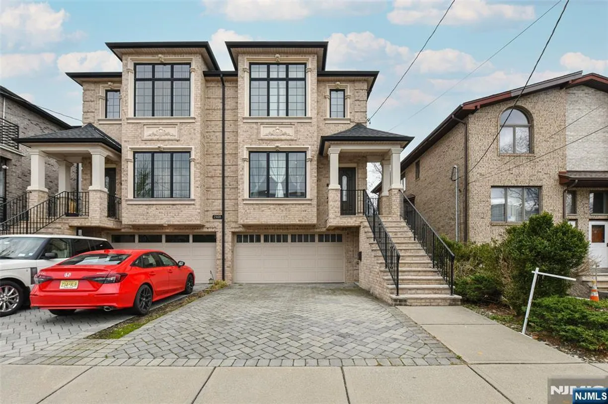Bergen County Real Estate | View 2468 7th, B | 3 Beds, 2 Baths