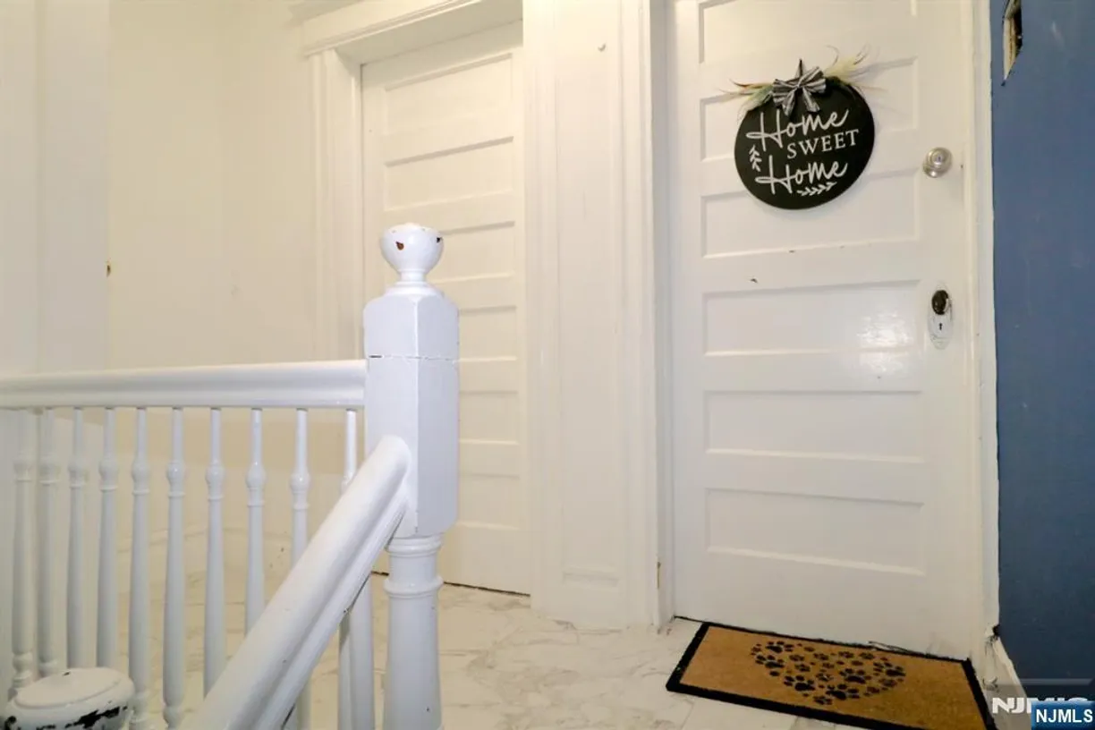 Jersey City/Hoboken Real Estate | View 392 Walnut | Listing
