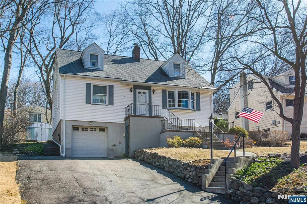 Jersey City/Hoboken Real Estate | View 28 Dogwood | 4 Beds, 2 Baths