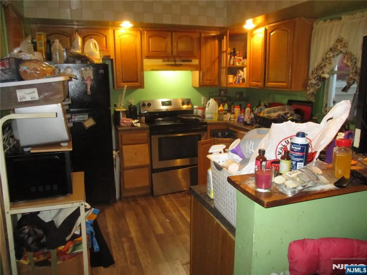 Jersey City/Hoboken Real Estate | View 71 16th, 104 | Listing