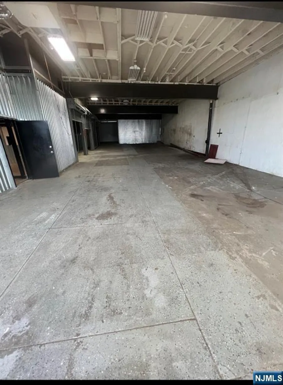 Jersey City/Hoboken Real Estate | View 910 Grand | Listing