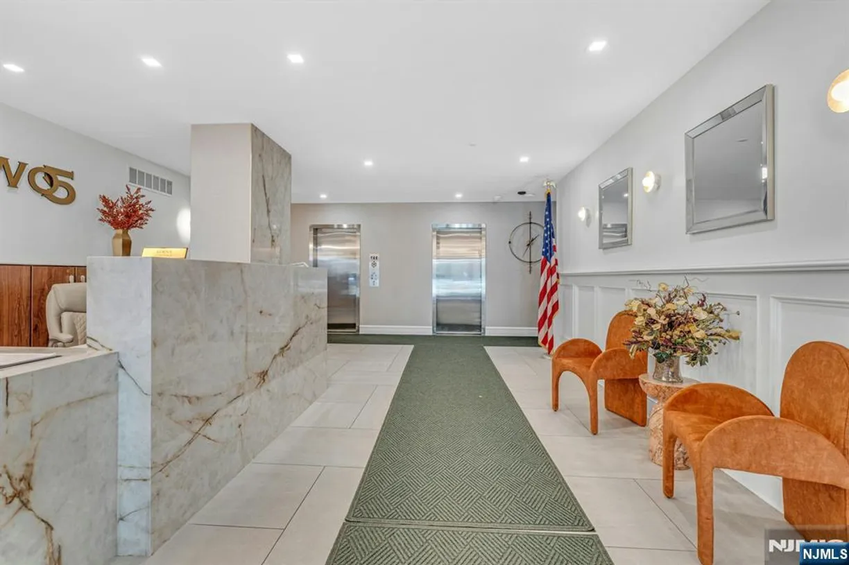 Jersey City/Hoboken Real Estate | View 225 St Pauls, 7G | Listing