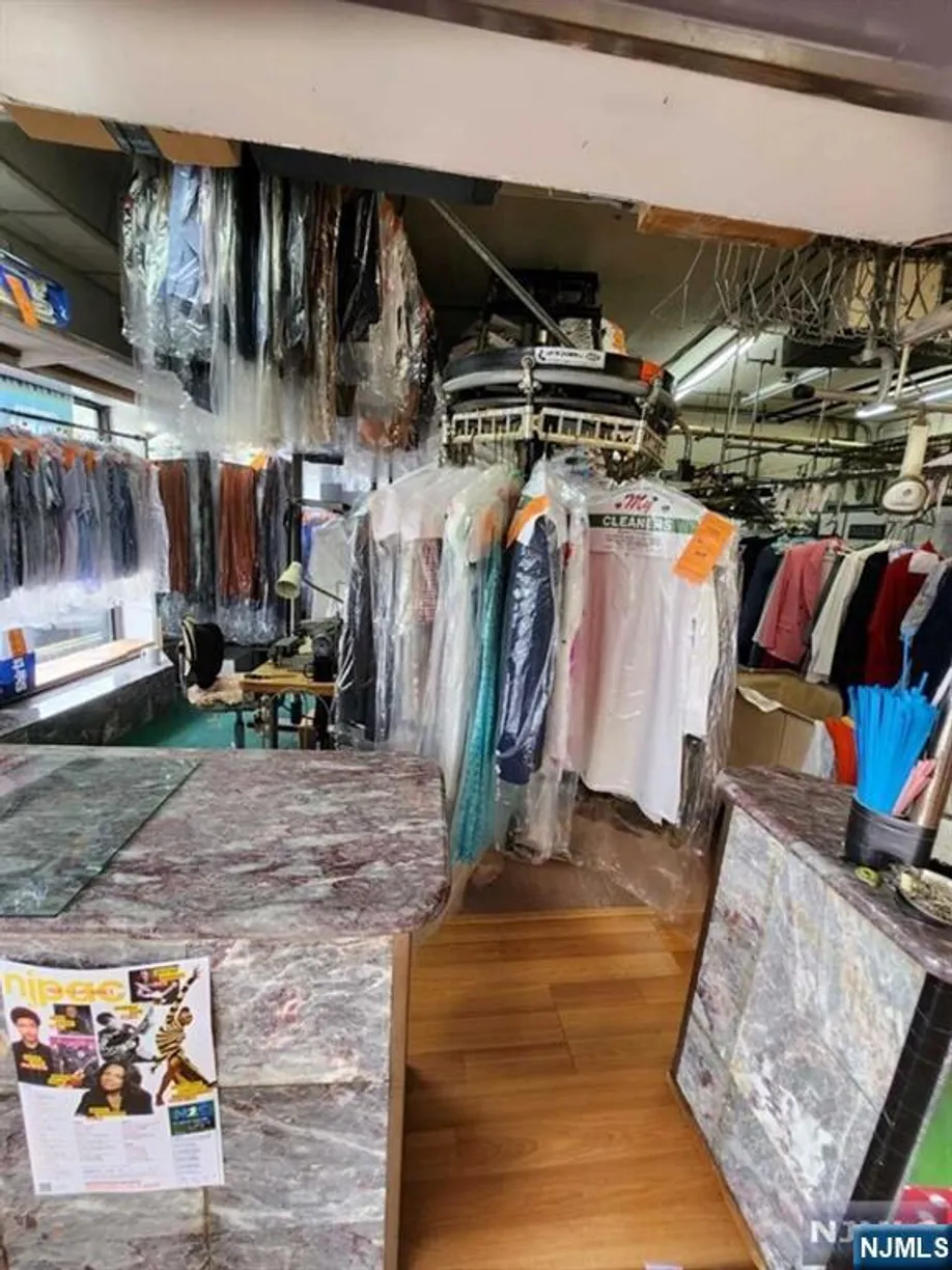 Jersey City/Hoboken Real Estate | View 36 Upper Montclair | Listing