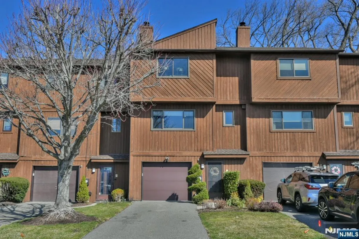 Jersey City/Hoboken Real Estate | View 64 Alana | 3 Beds, 2 Baths