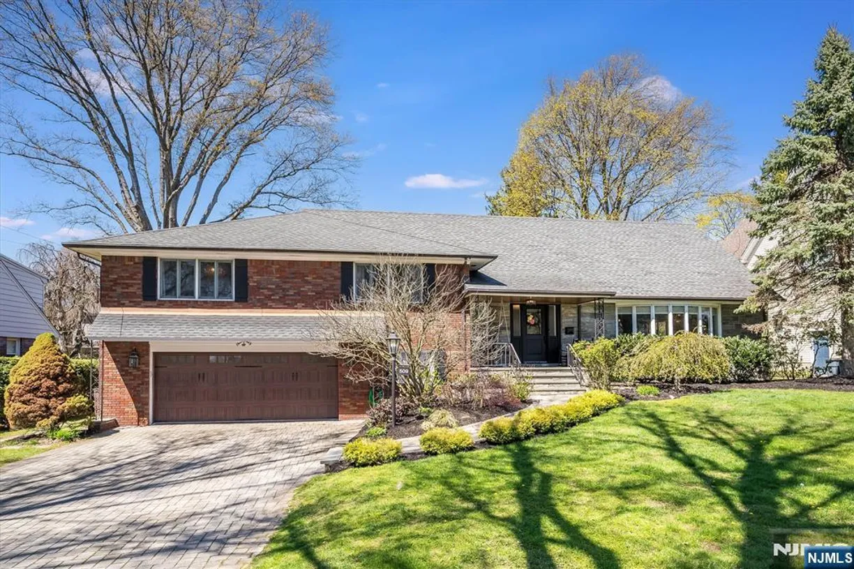Bergen County Real Estate | View 509 Harristown | Listing