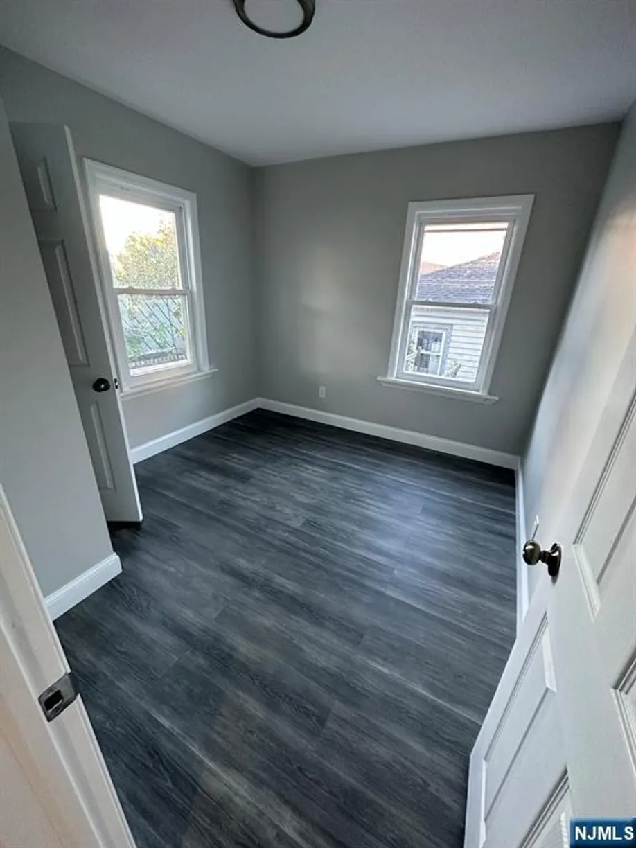 Bergen County Real Estate | View 84 Hunter | Listing