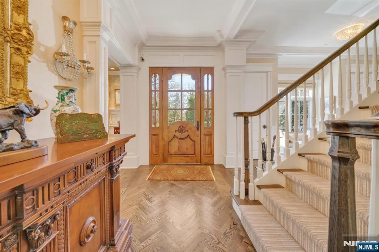 Bergen County Real Estate | View 74 Roberts | Listing