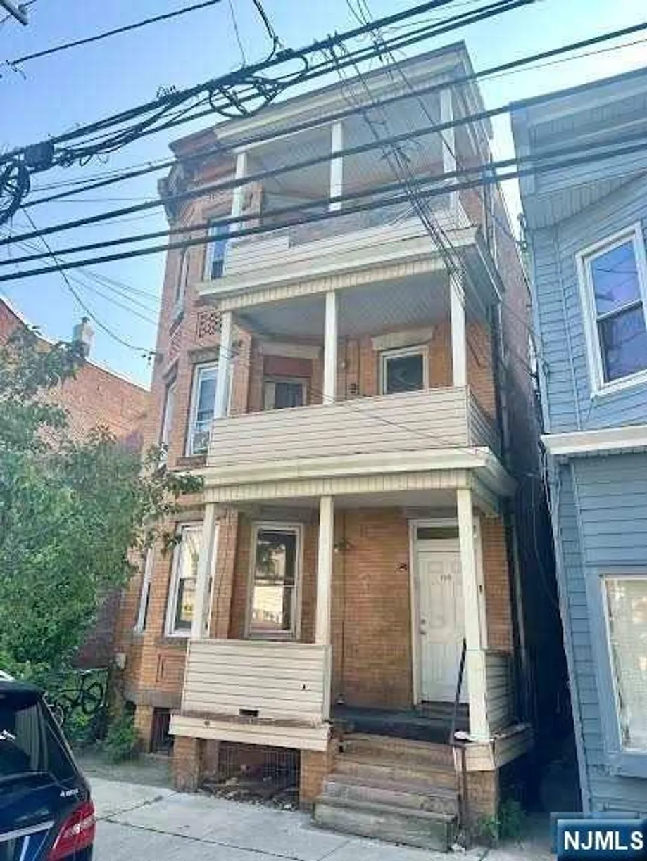 Jersey City/Hoboken Real Estate | View 166 8th | Listing