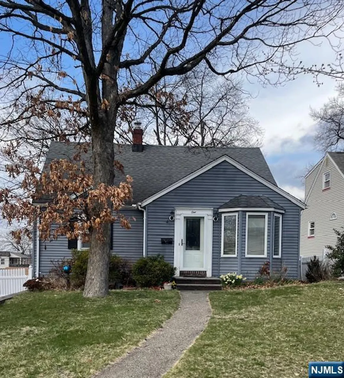 Bergen County Real Estate | View 1 Wendy | 4 Beds, 2 Baths
